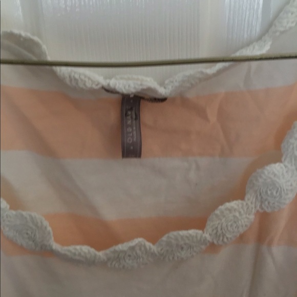 Peach and white stripped tank top Old Navy 2x - Picture 3 of 3